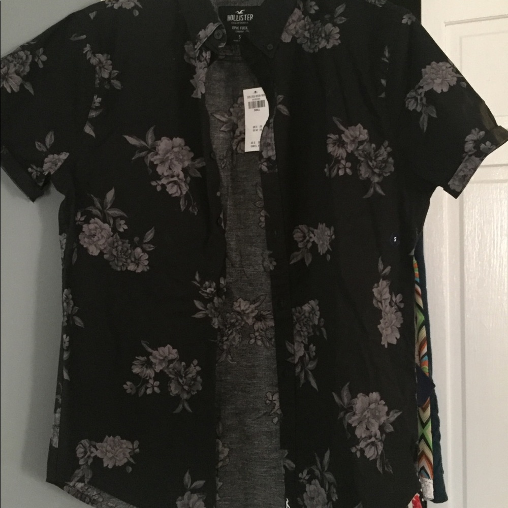 Hollister men’s Epic Flex stretch button up
